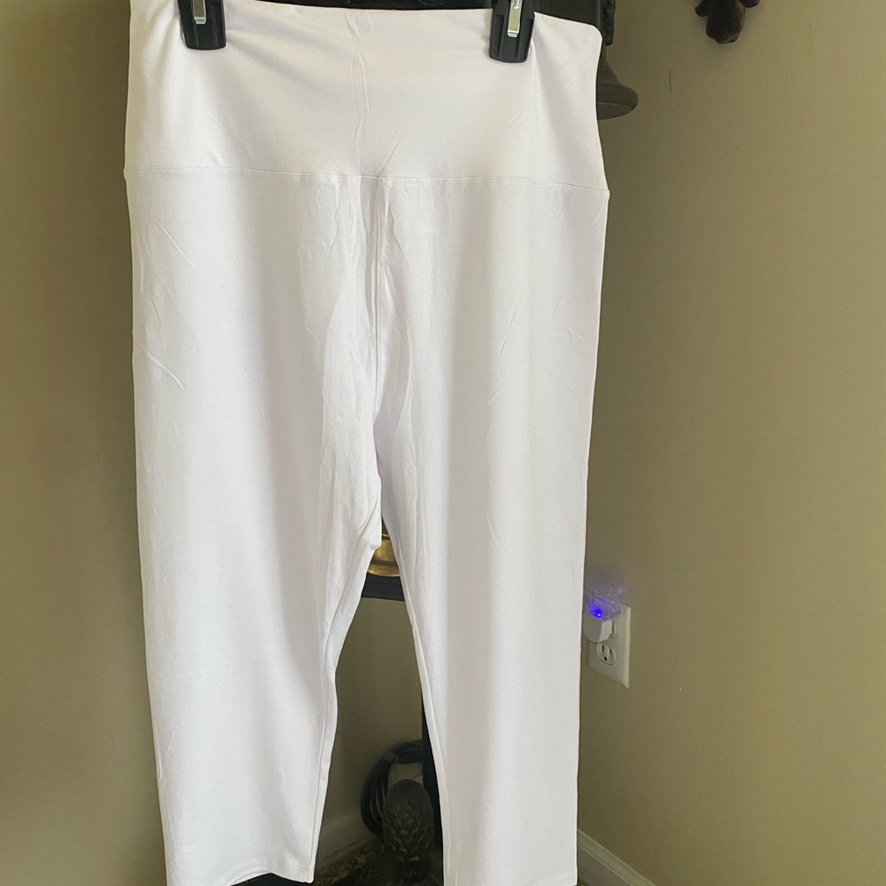 White Active Leggings cropped new stretchy